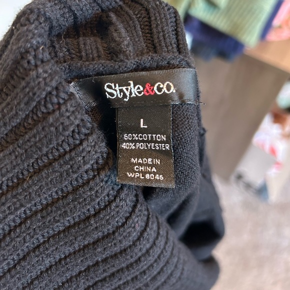 Black fold over crossover woven gold embellishment sweater - Picture 5 of 5